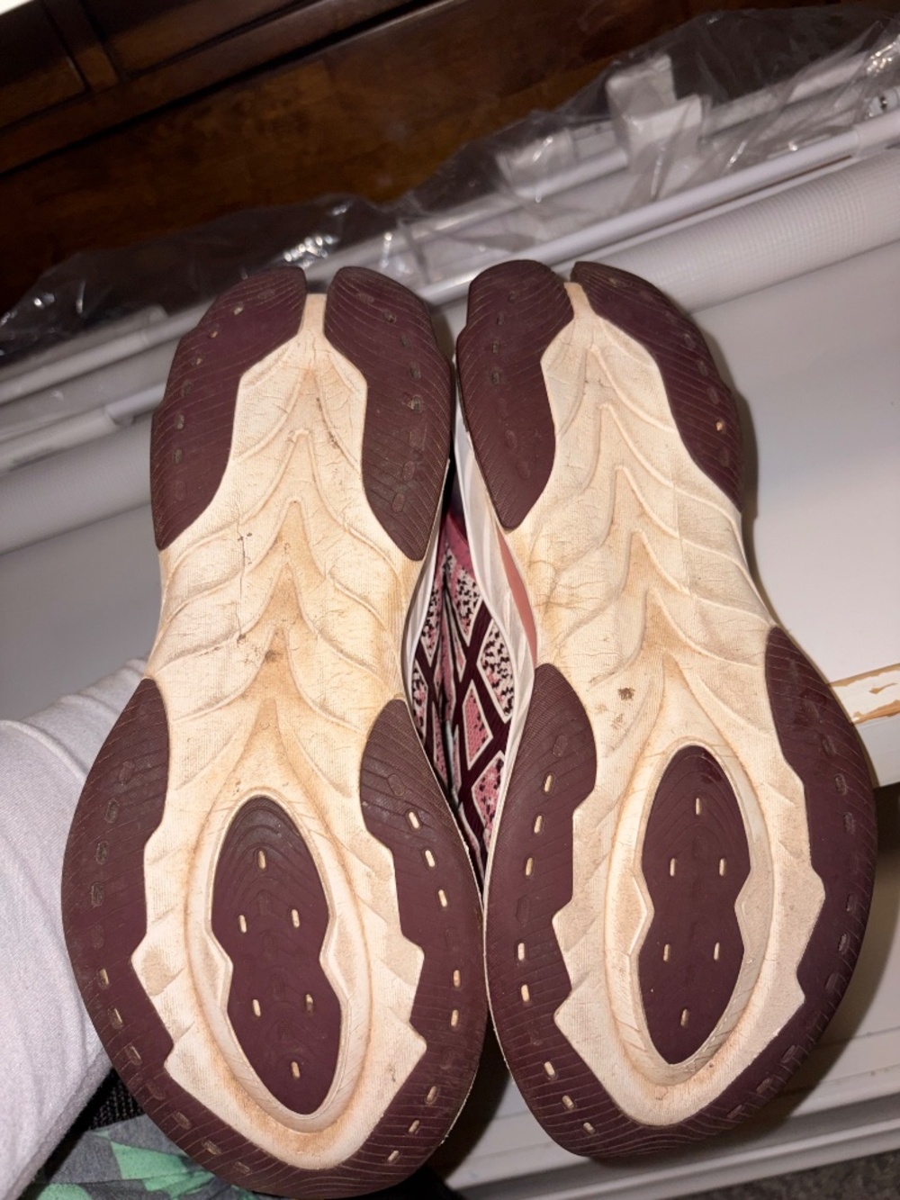 ASICS Running Shoes - Picture 6 of 7